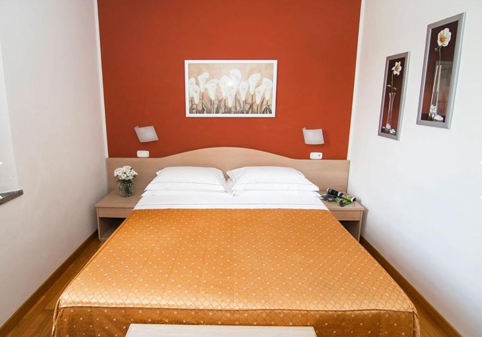 Hotel La Colonna Siena Buitenkant foto