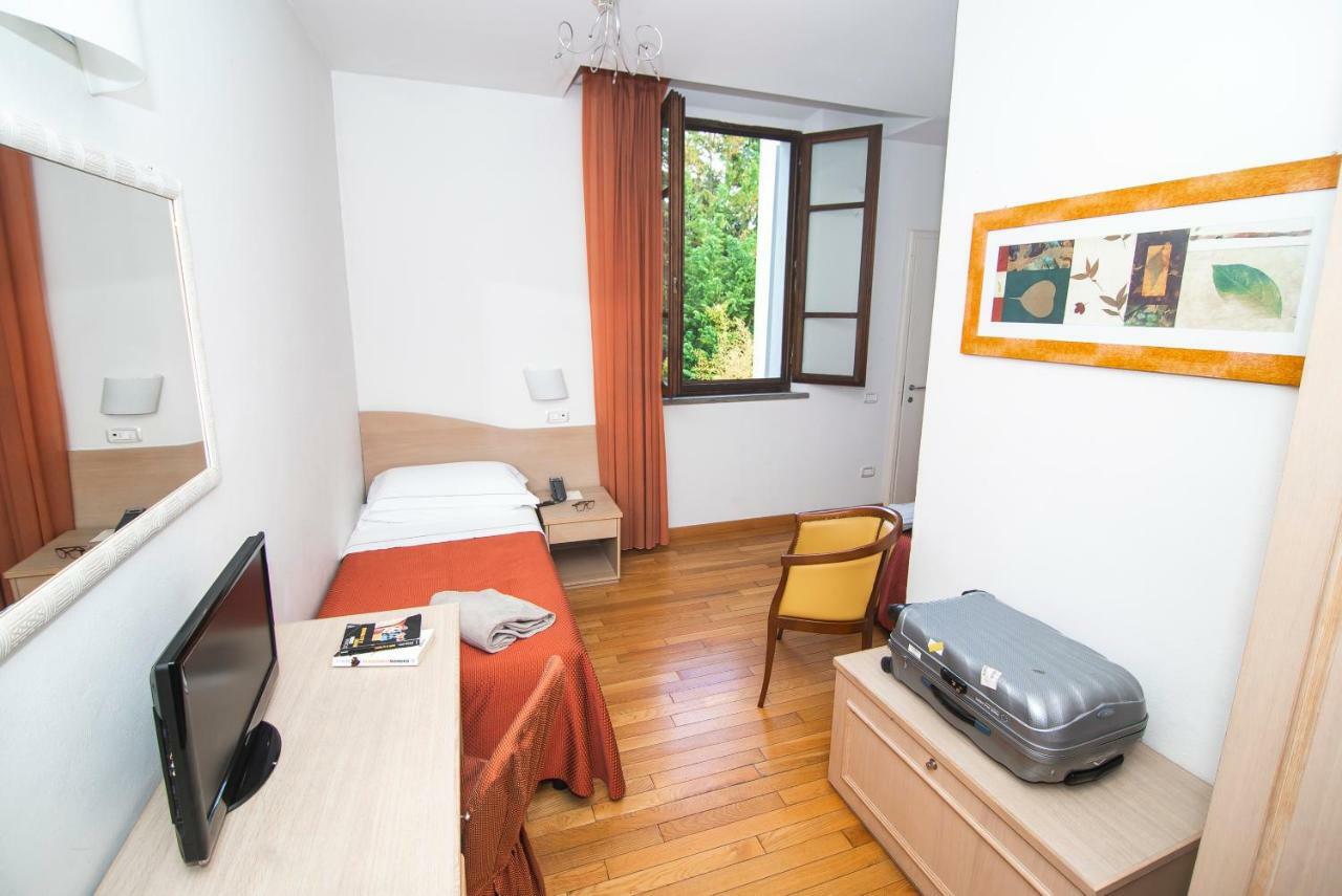 Hotel La Colonna Siena Buitenkant foto