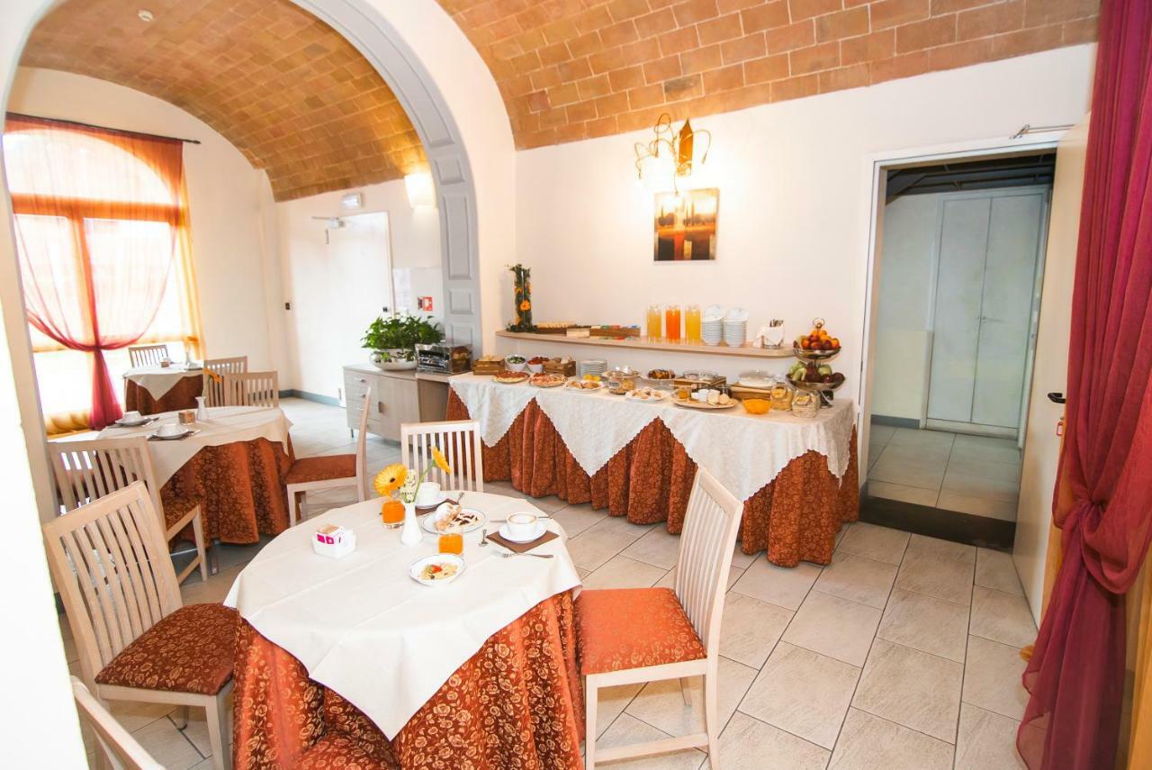 Hotel La Colonna Siena Buitenkant foto